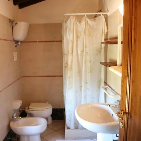 Fattoria Le Chianacce 公寓 *