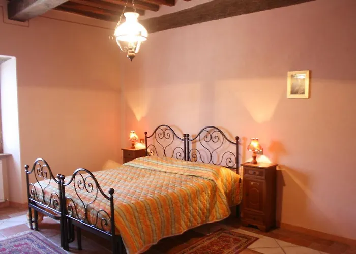 Fattoria Le Chianacce Apartment